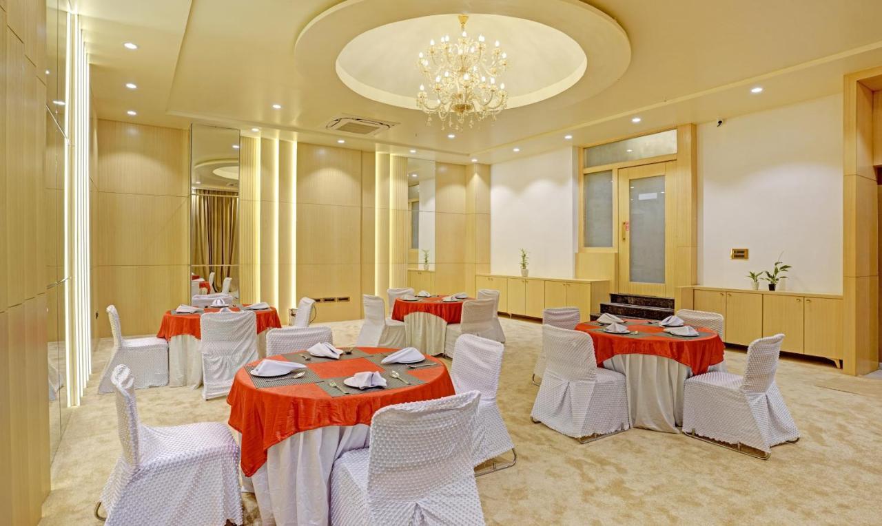 Treebo Premium Golden Bliss Trimurti Nagar Square Nagpur Zewnętrze zdjęcie